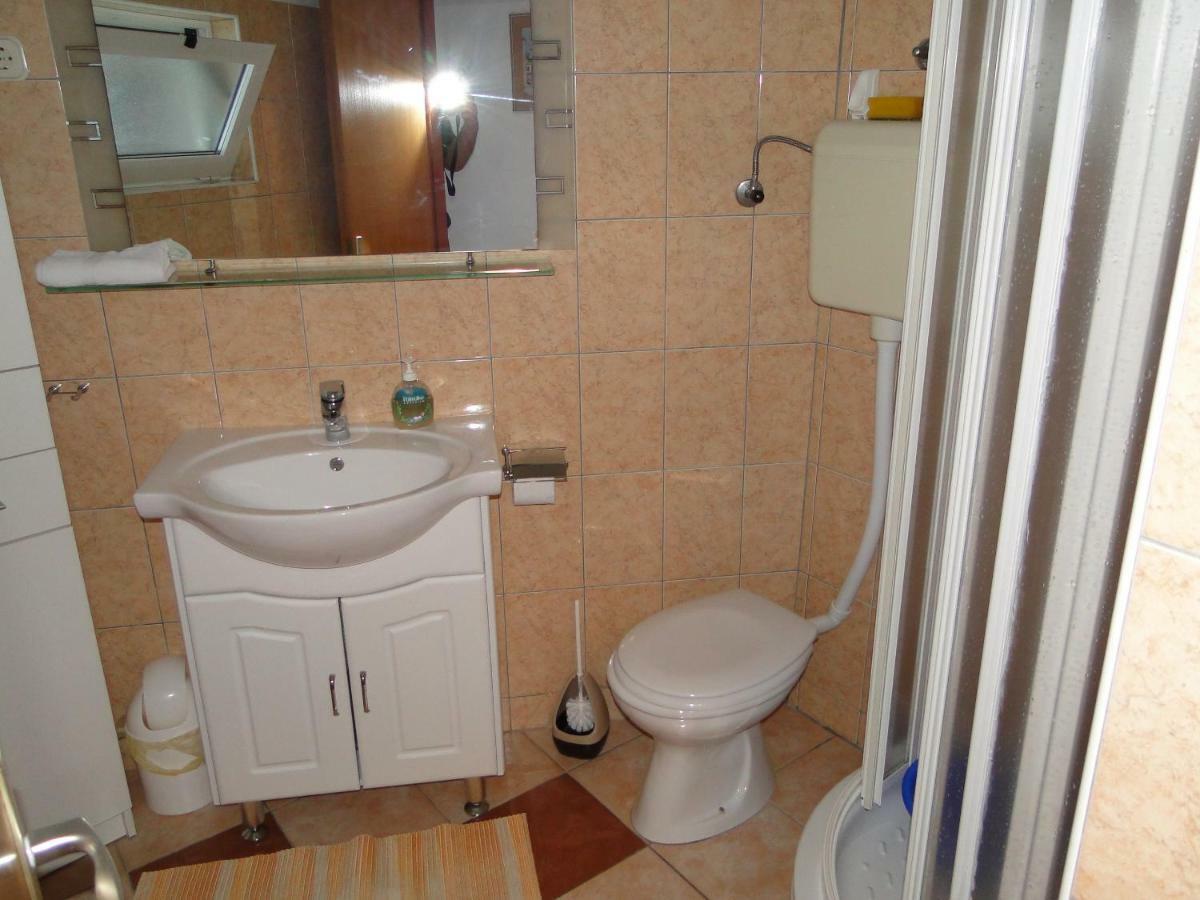 Mir Apartments Primošten المظهر الخارجي الصورة