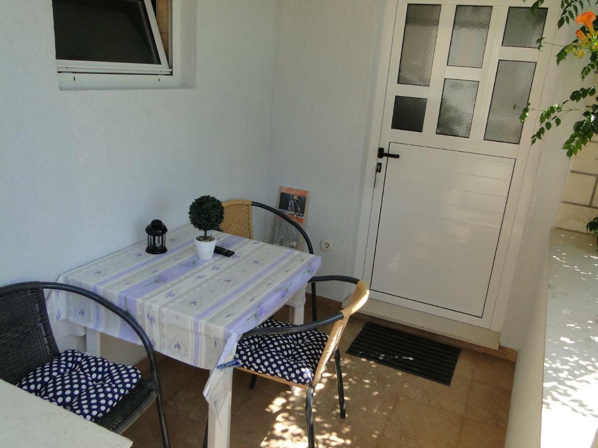 Mir Apartments Primošten المظهر الخارجي الصورة