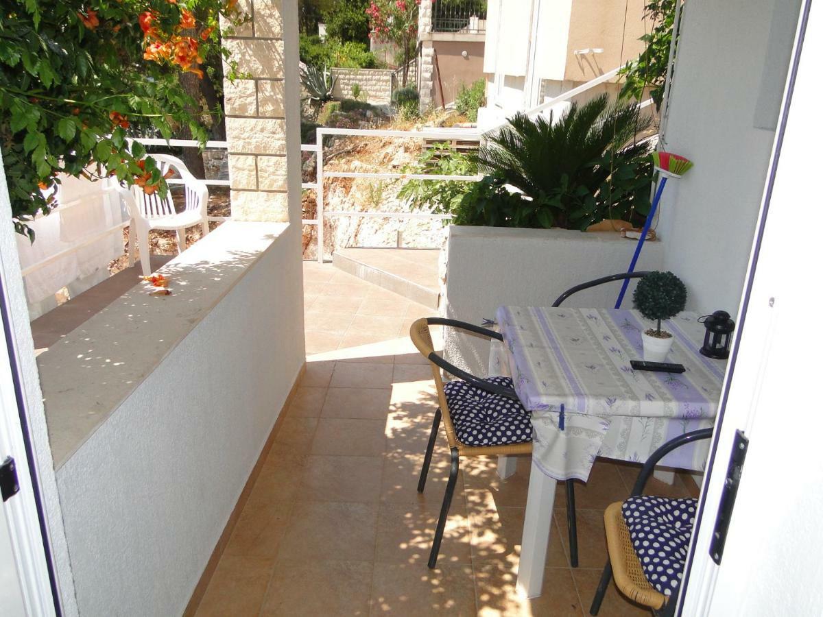 Mir Apartments Primošten المظهر الخارجي الصورة