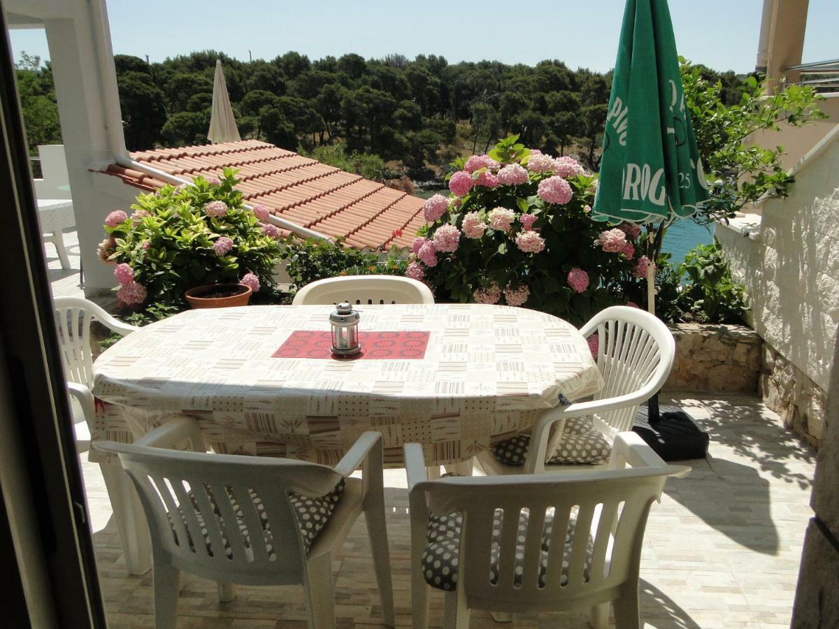 Mir Apartments Primošten المظهر الخارجي الصورة